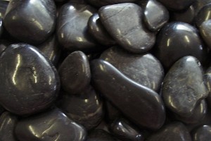 Polished Pebbles - Black - 40# Bag